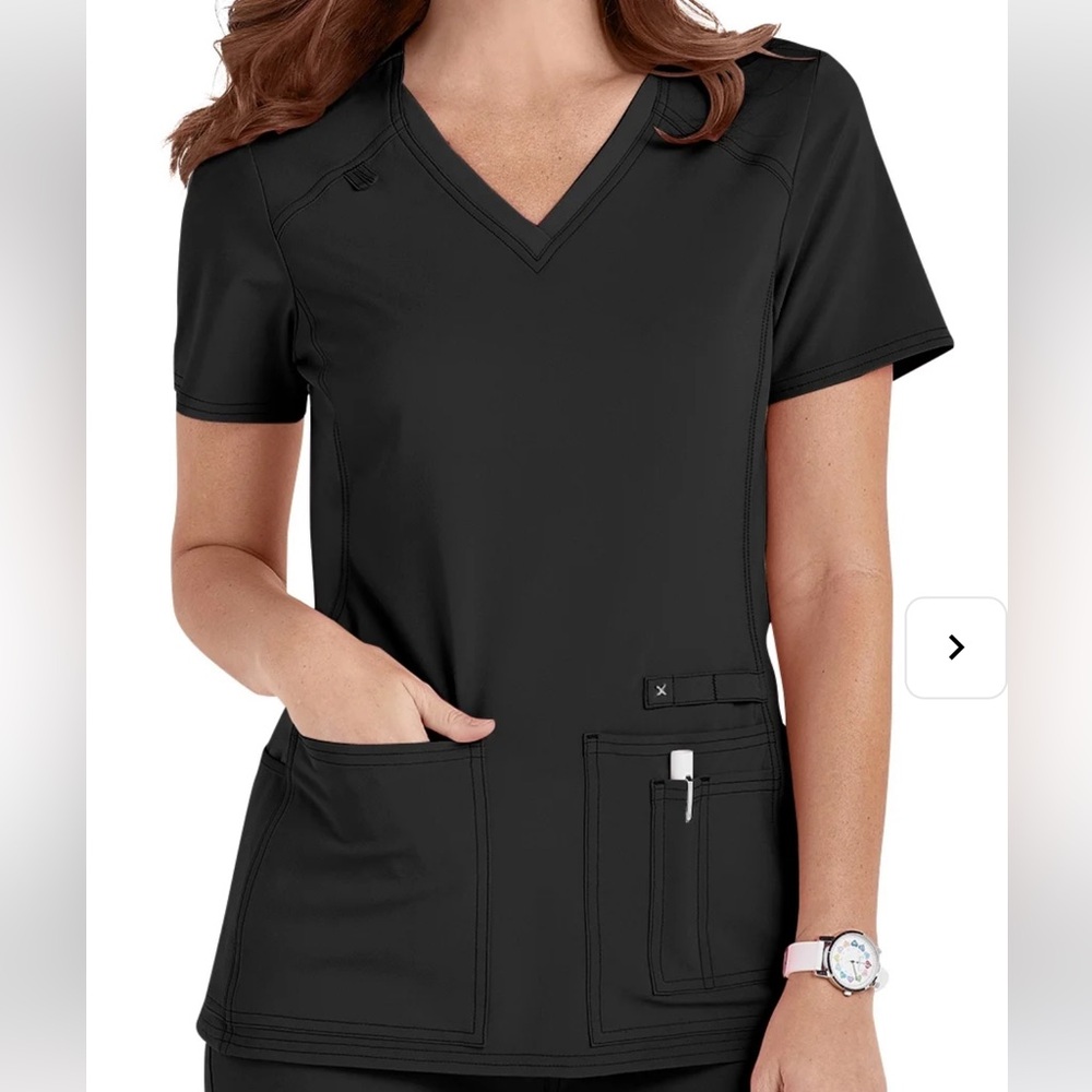 Cherokee scrub top